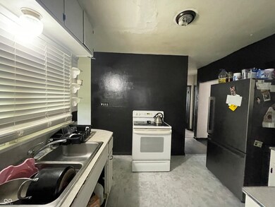 2613 Louise St, Anderson, IN 46016 - photo 5