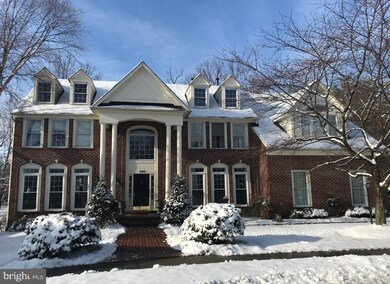 1145 Fairbanks Dr, Lutherville Timonium, MD 21093 - photo 2