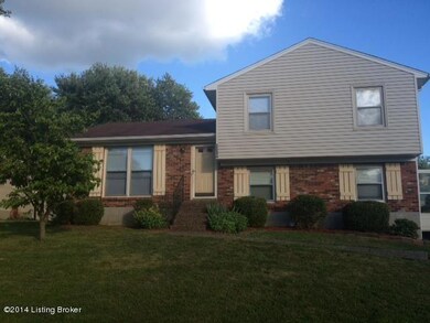 8004 Cloverport Ct, Louisville, KY 40228 - photo 2