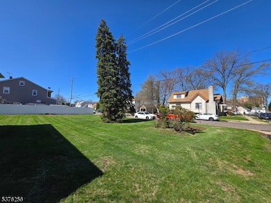 119 Grant St, Linden, NJ 07036 - photo 2