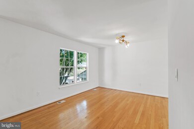 17400 Monitor Dr, Olney, MD 20832 - photo 3