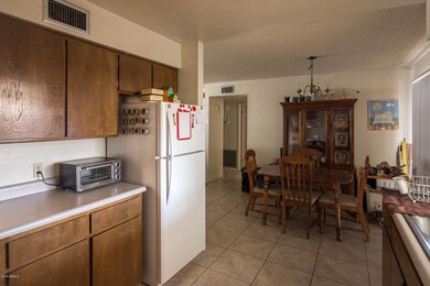 6421 Kitchen