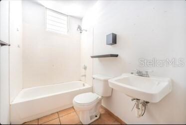 Apt. 205 Borinquen Park unit 205, Caguas, PR 00725 - photo 4