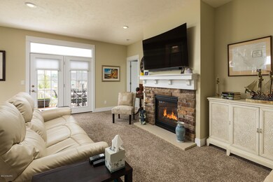 1218 Oslow Dr SW, Byron Center, MI 49315 - photo 3