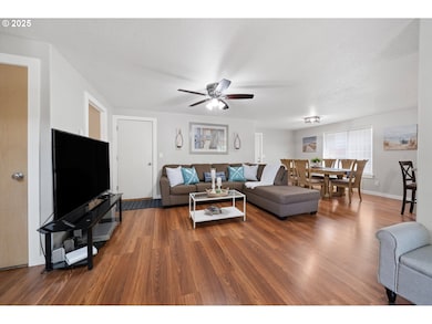 Living Room/Dining Room