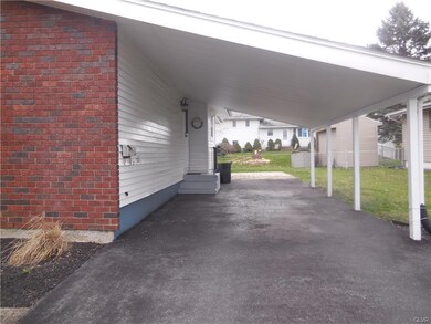 1572 Kadel Dr, Bethlehem, PA 18018 - photo 5