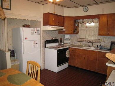 604 Livingston Ave, Albany, NY 12206 - photo 2