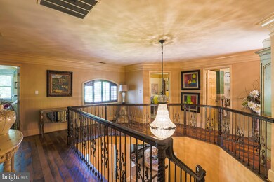 8 Sawgrass Ct, Lutherville Timonium, MD 21093 - photo 2