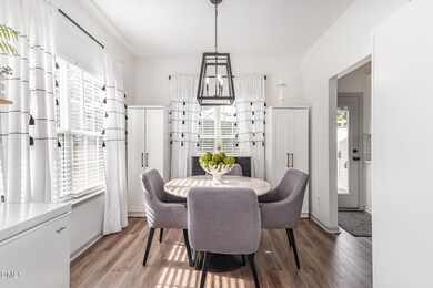 212 Cline Falls Dr, Holly Springs, NC 27540 - photo 5