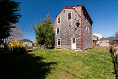 85 Canton Ave, Portsmouth, RI 02871 - photo 3