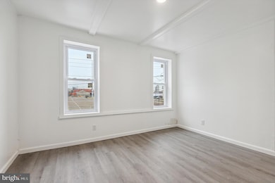 528 N Front St, Camden, NJ 08102 - photo 7