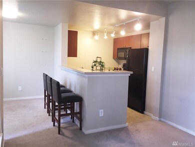 12404 E Gibson Rd unit L304, Everett, WA 98204 - photo 2