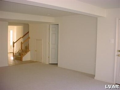 4595 Jasmine Dr, Center Valley, PA 18034 - photo 4