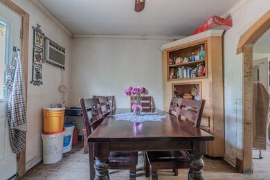 425 Caplin St, Houston, TX 77022 - photo 6