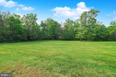 22031 Long Bow Dr, California, MD 20619 - photo 3