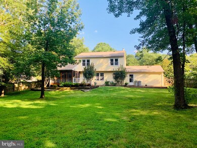 2310 Rosedown Dr, Reston, VA 20191 - photo 2