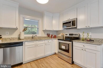 15807 Plainview Ln, Bowie, MD 20716 - photo 3