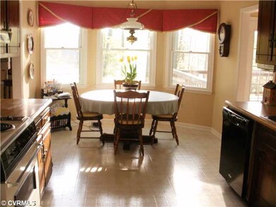Breakfast Nook - View of breakfast nook from the k