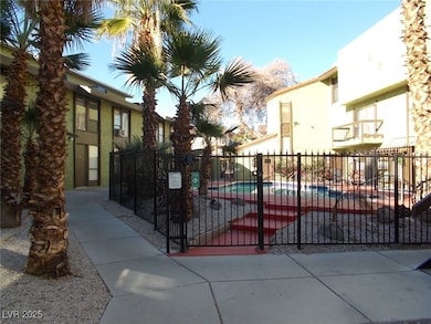 711 E Twain Ave unit B04, Las Vegas, NV 89169 - photo 5