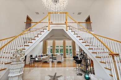 6 Ashley Ct, Lynnfield, MA 01940 - photo 2