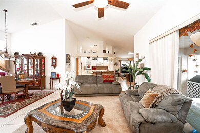 Living room 2