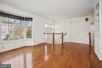 6893 Mclean Province Cir, Falls Church, VA 22043 - photo 3