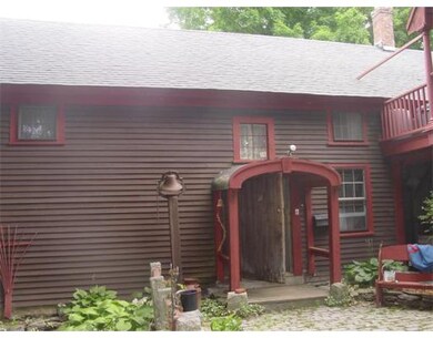 411 Pleasant St unit rear, Dunstable, MA 01827 - photo 3