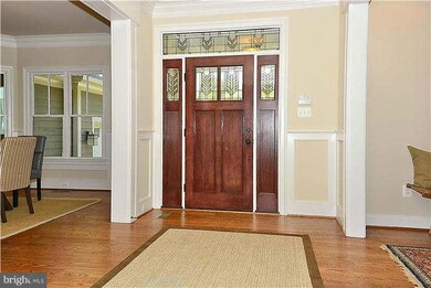 7612 Holiday Dr, Alexandria, VA 22308 - photo 3