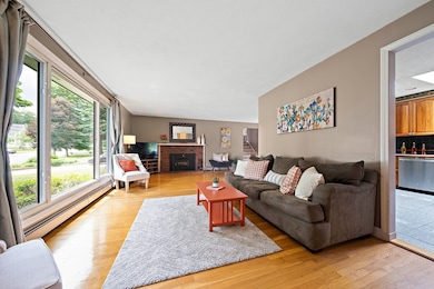 108 Bradford Rd, Braintree, MA 02184 - photo 4