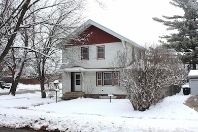 1227 W 2nd St, Cedar Falls, IA 50613 - photo 2