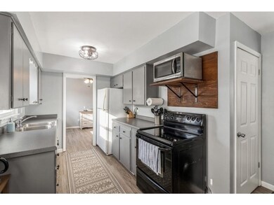 209 E Park Ave, Des Moines, IA 50315 - photo 6