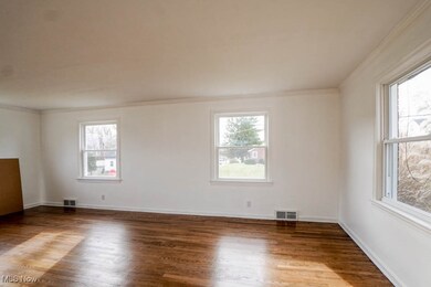 1233 29th St NE, Canton, OH 44714 - photo 4