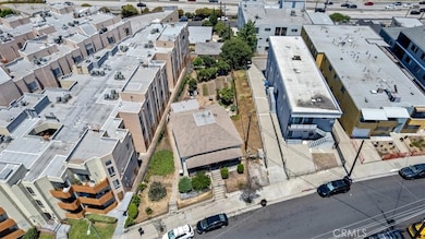 811 N Bunker Hill Ave, Los Angeles, CA 90012 - photo 3