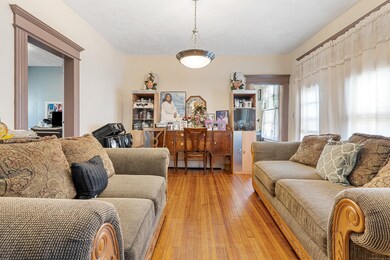 183 Calhoun Ave, Bridgeport, CT 06604 - photo 7