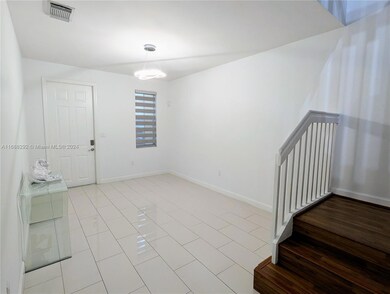 10707 NW 75th Terrace, Doral, FL 33178 - photo 4