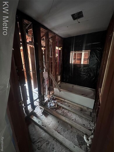 37860 Dardanella St, Livonia, MI 48152 - photo 6