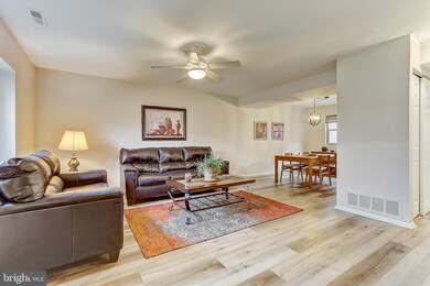 116 Malvern Ct, Mount Laurel, NJ 08054 - photo 3