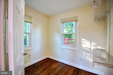 1164 Booker Dr, Capitol Heights, MD 20743 - photo 6