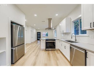 4734 NE 100th Ave, Portland, OR 97220 - photo 6