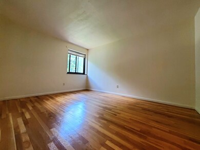 202 Central St unit 5, Stoneham, MA 02180 - photo 6