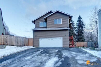 2218 CB FRONT OF THE HOUSE jpg