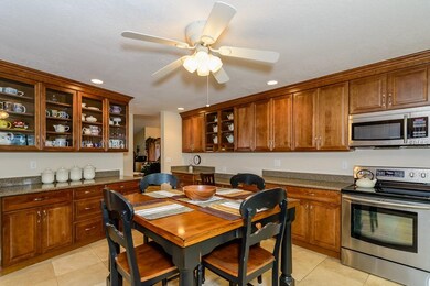 Updated Kitchen w/Eat-In Space!