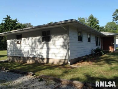 2416 North St, Harrisburg, IL 62946 - photo 5