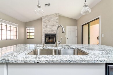 5257NAdobeCir-19