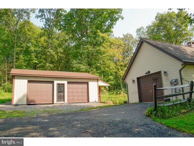 533 Hemlock Rd, Tamaqua, PA 18252 - photo 2