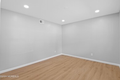 34 Canfield Ln, Matawan, NJ 07747 - photo 3