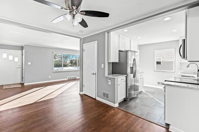 4363 Colerain Ave, Columbus, OH 43214 - photo 7