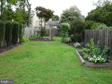 142 E 2nd St, New Castle, DE 19720 - photo 7