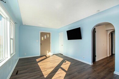 960 Carlton St, Muskegon, MI 49442 - photo 5