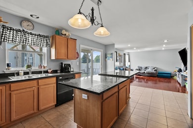 2807 Arches Ct, Plainfield, IL 60586 - photo 5